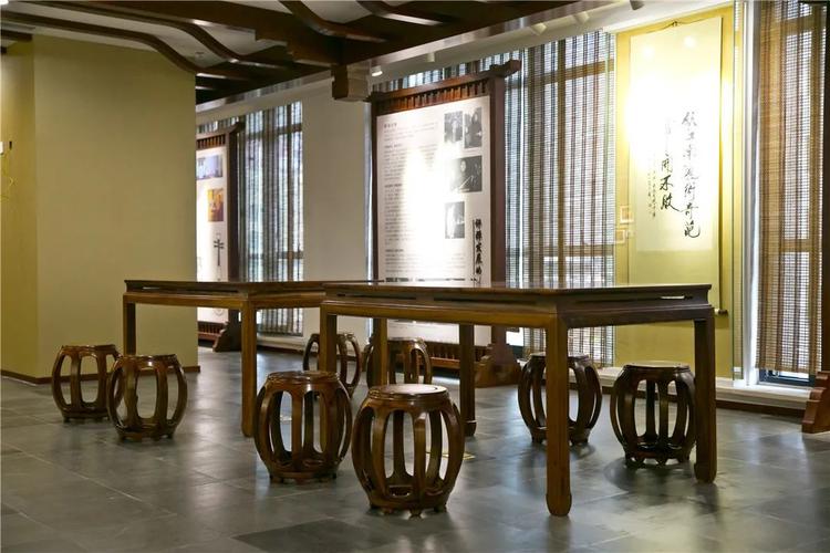 這家差點關張的上海老書場,守護了評彈百年,如今輪到我們守護它